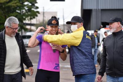 Giro Esportivo repercute a medalha de ouro da Corrida Rústica Feminina no Jarcans 